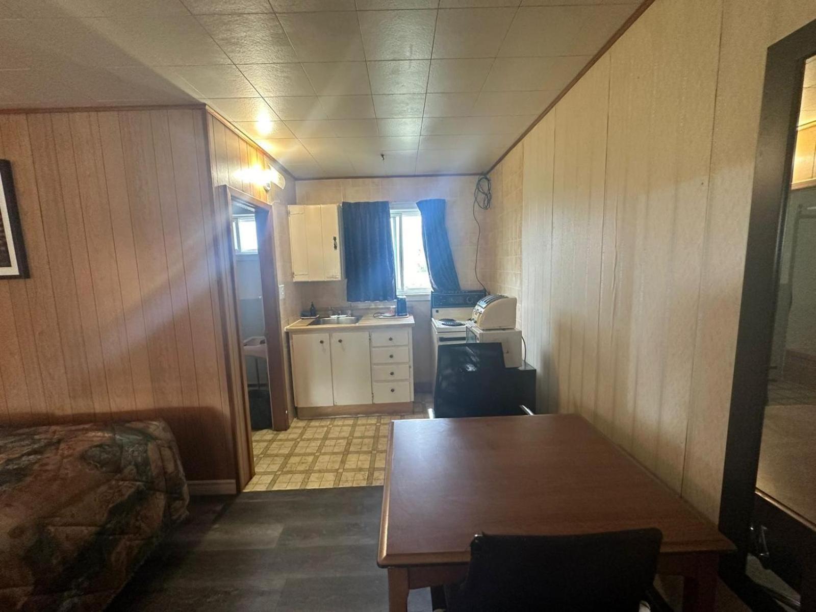Pine Ridge Motel Timmins Dış mekan fotoğraf