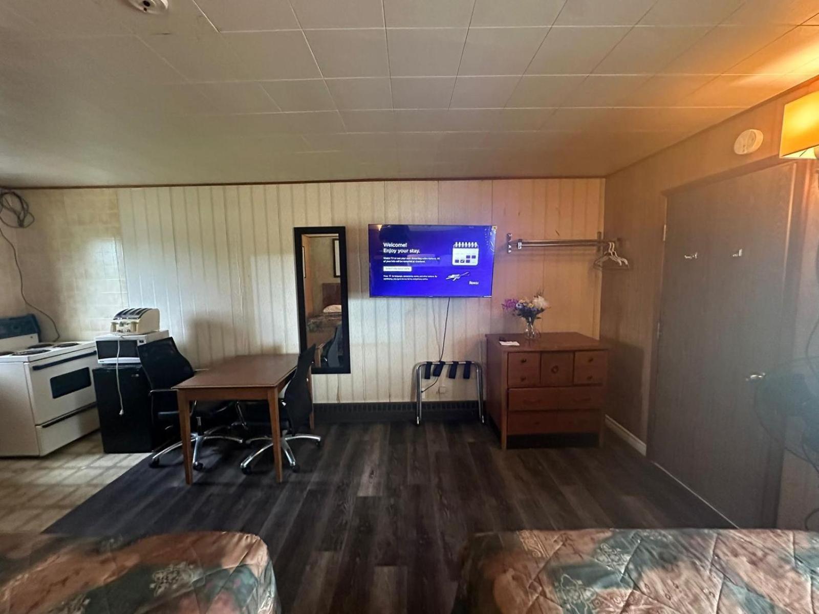 Pine Ridge Motel Timmins Dış mekan fotoğraf