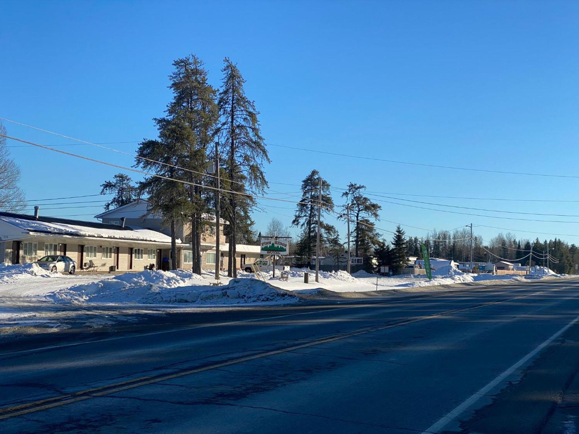 Pine Ridge Motel Timmins Dış mekan fotoğraf